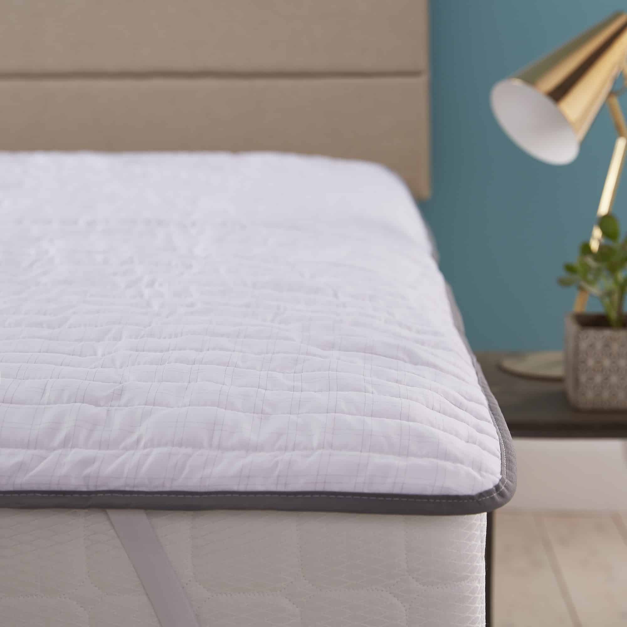 SEALY Mattress Topper Coprimaterasso in Memory Foam, Freddo, Completo